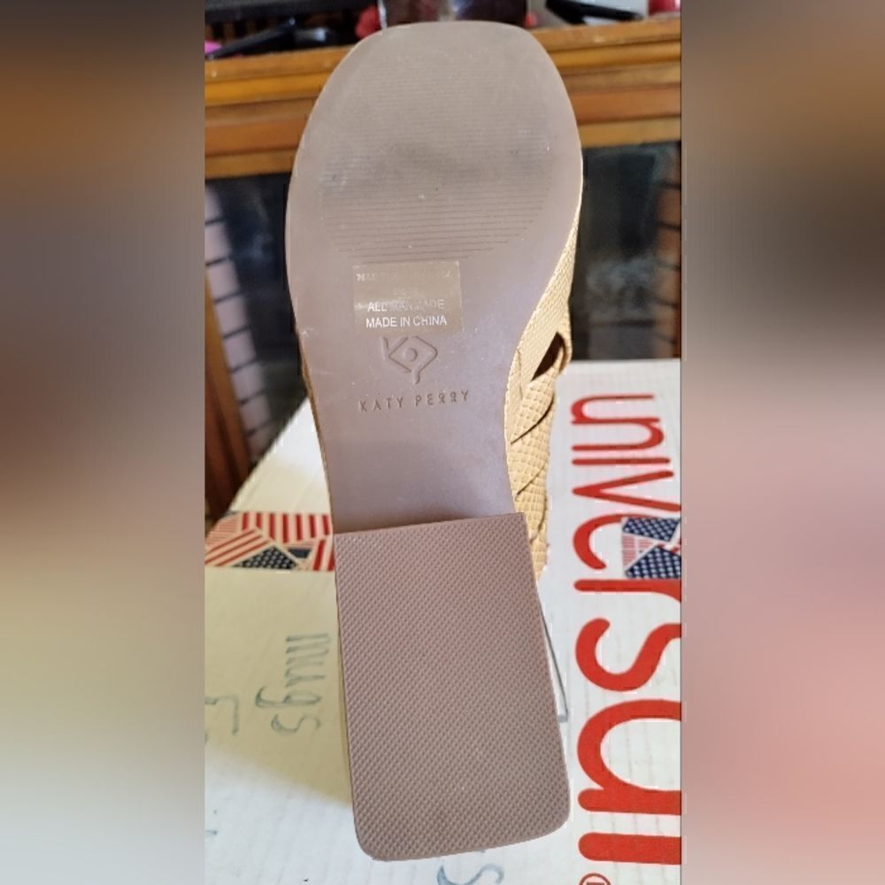 WEDGE Sandal by KATY PERRY The BUSY BEE CRISS/CROSS SLIDE  8M/38 BISCOTTI/TAN 🎄 - Picture 13 of 13